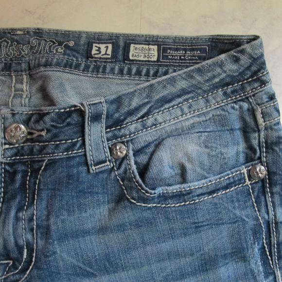 •Miss Me• Jeans - Picture 5 of 8